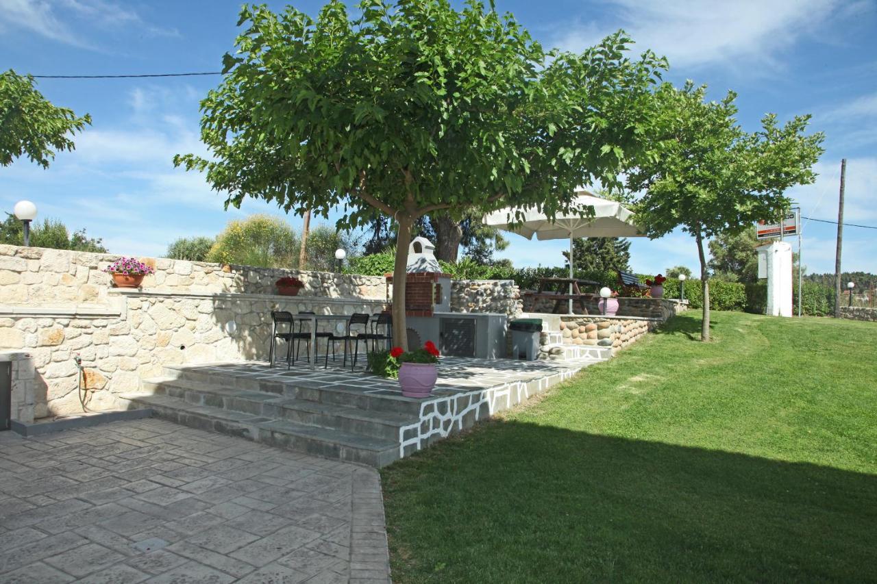 Panorama Siviris Apartment Bagian luar foto
