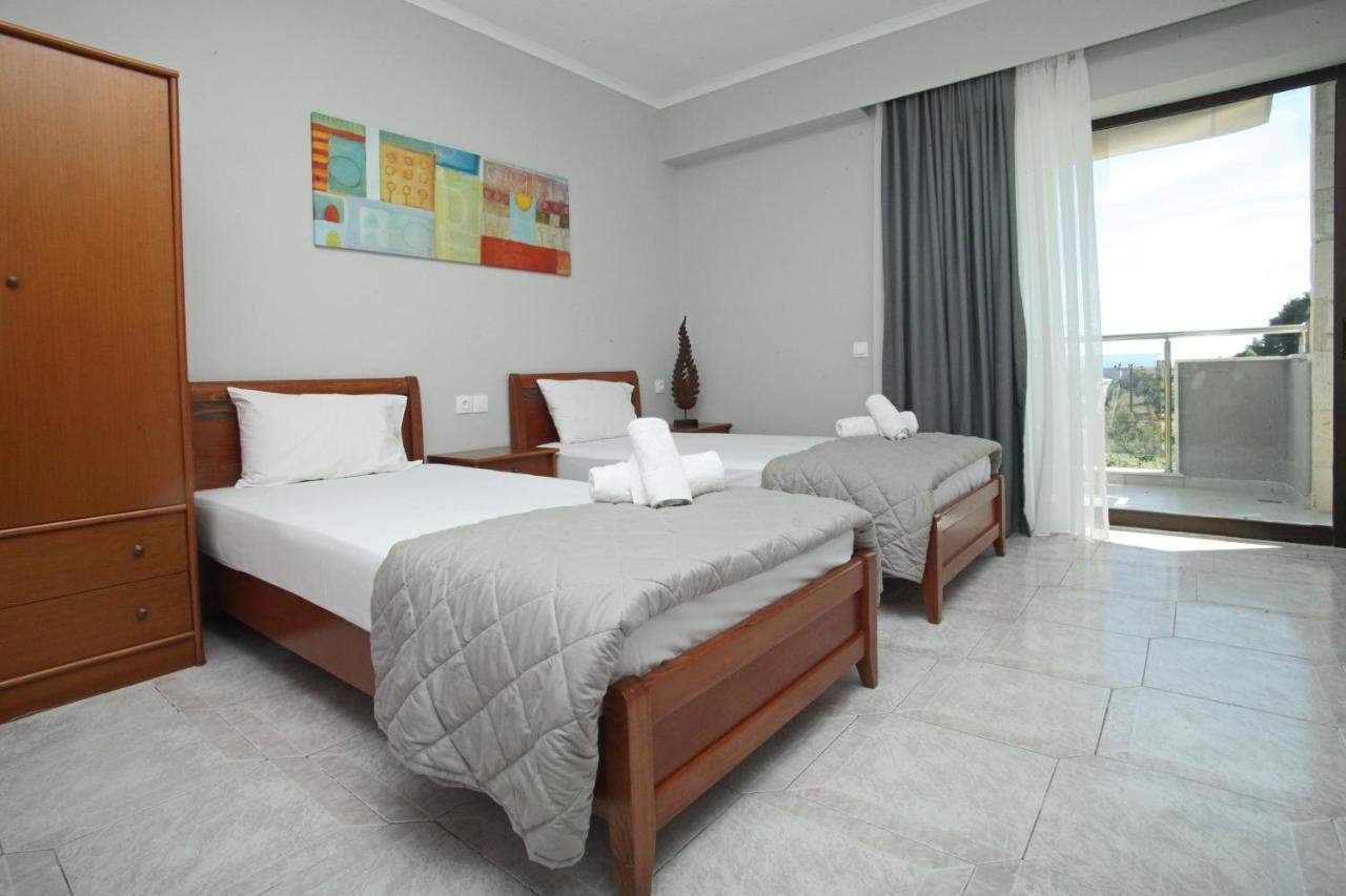 Panorama Siviris Apartment Bagian luar foto